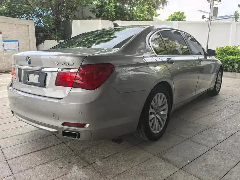 BMW 7 Series 2009 750Li Luxury — миниатюра 7