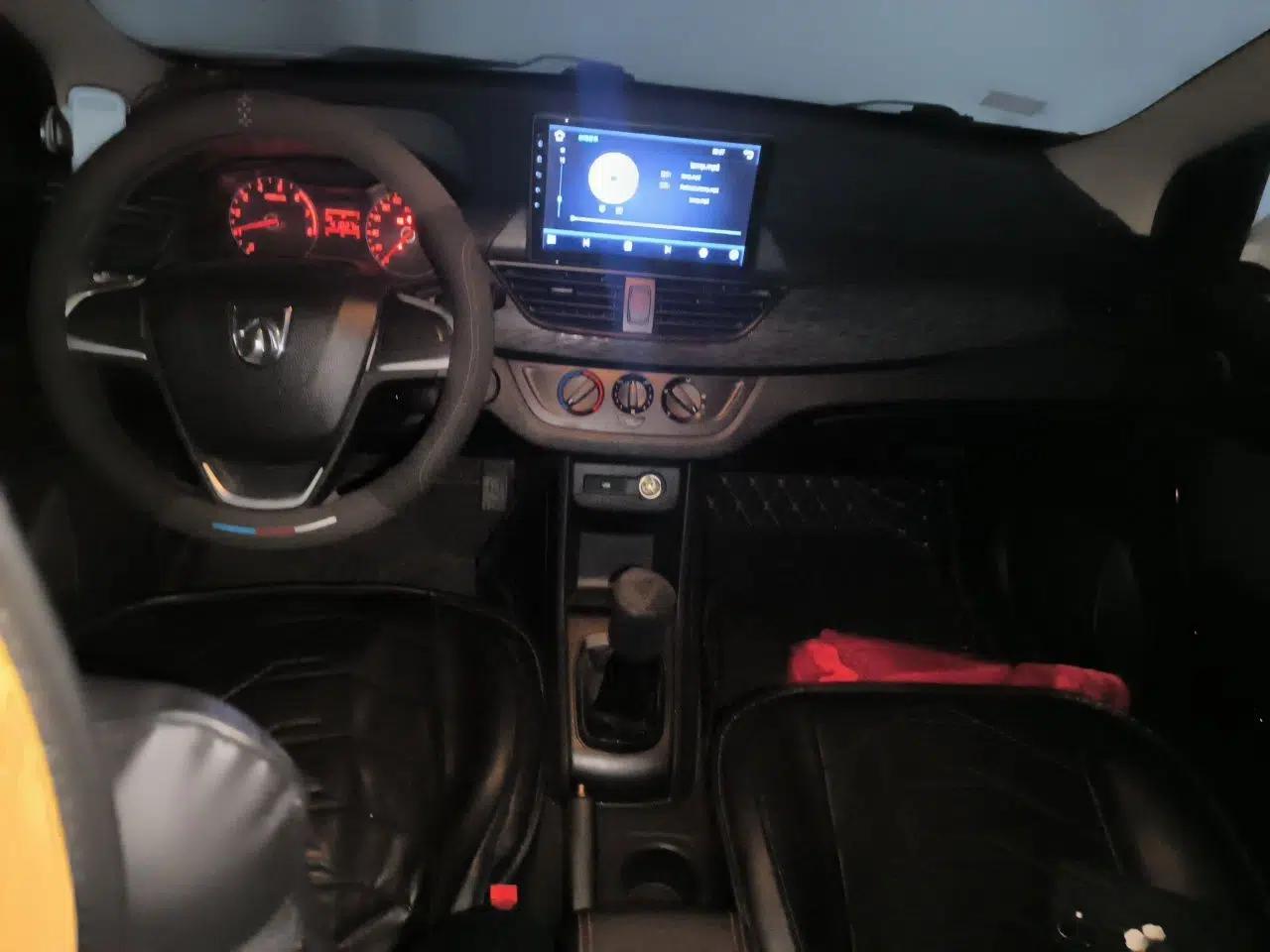Baojun 310 2016 1.2L manual Comfort trim level — миниатюра 9