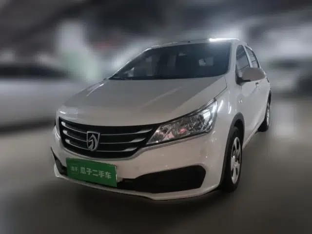 Baojun 310 2016 1.2L manual Comfort trim level