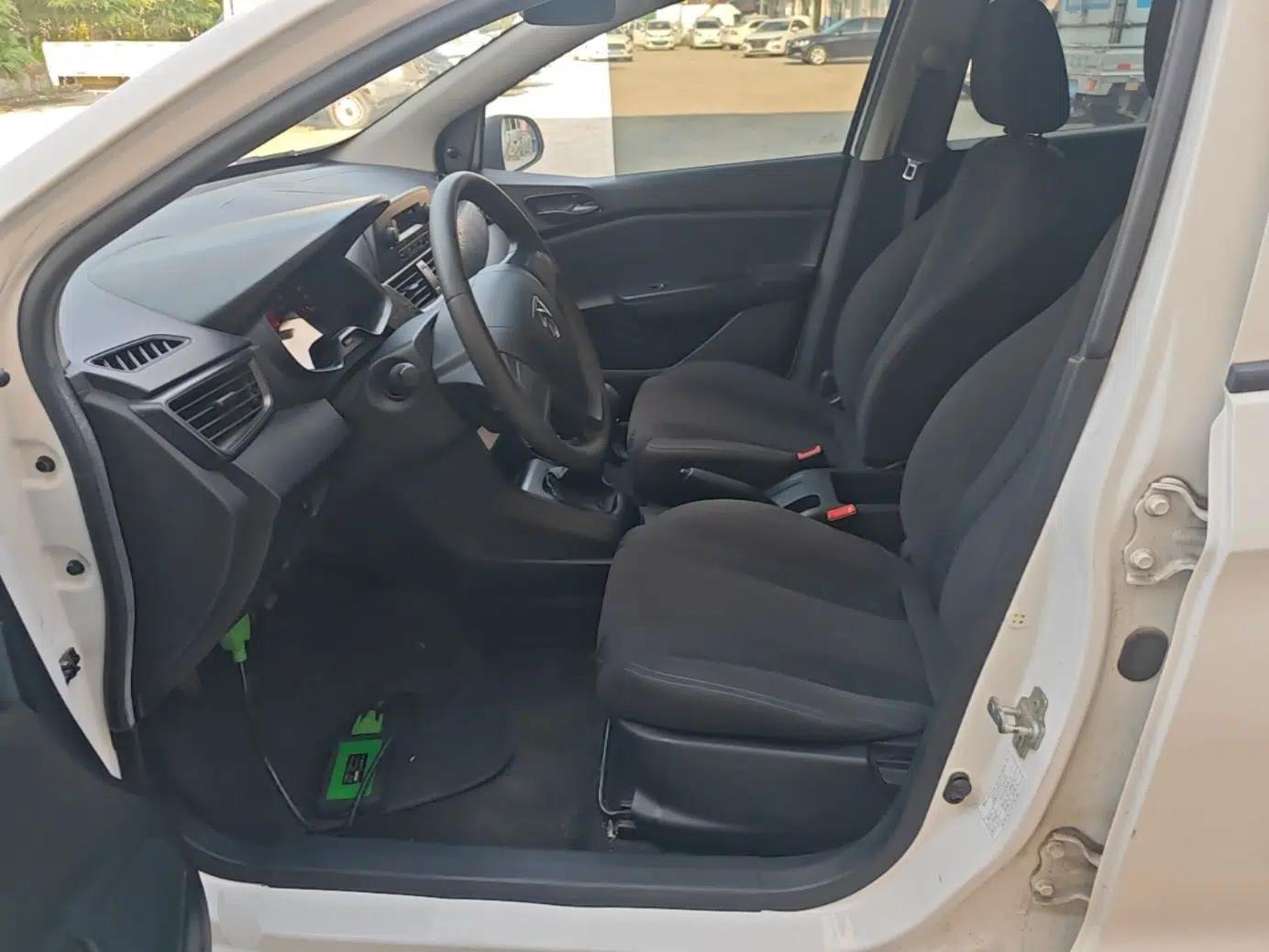 Baojun 310 2020 1.2L Manual Value Edition — миниатюра 17