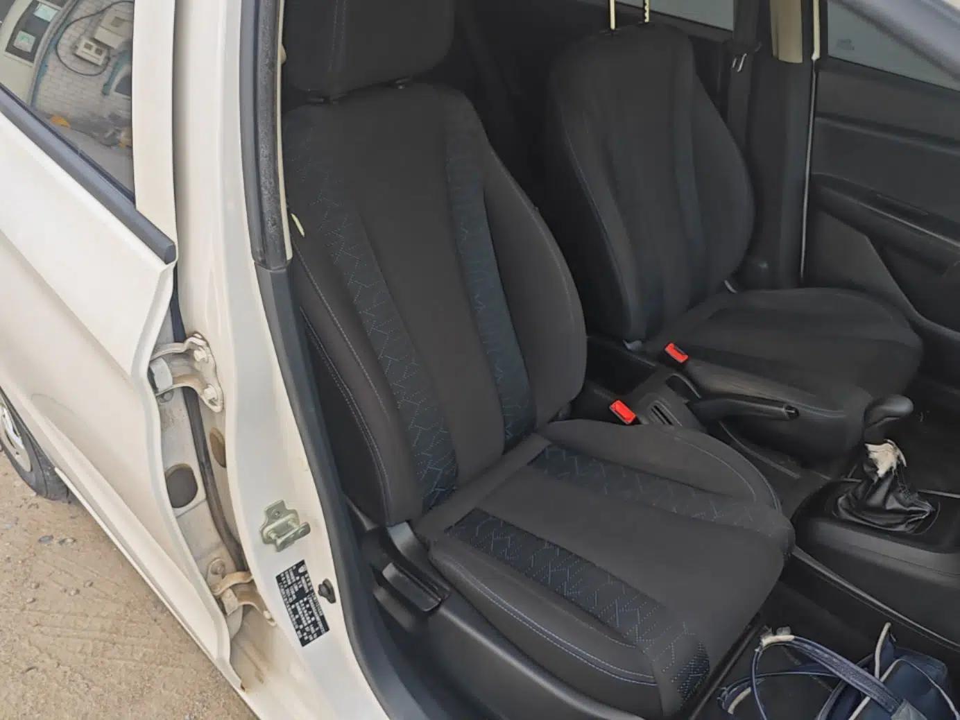 Baojun 310 2020 1.2L Manual Value Edition — миниатюра 19