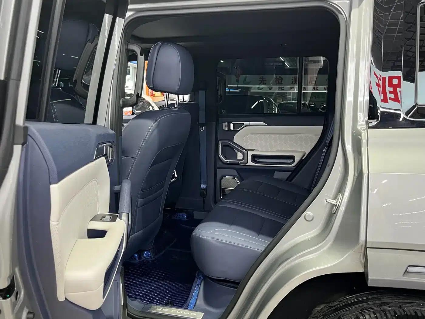 Jetour Traveler C-DM 2024 Model C-DM 208KM Off-Road Edition — миниатюра 8