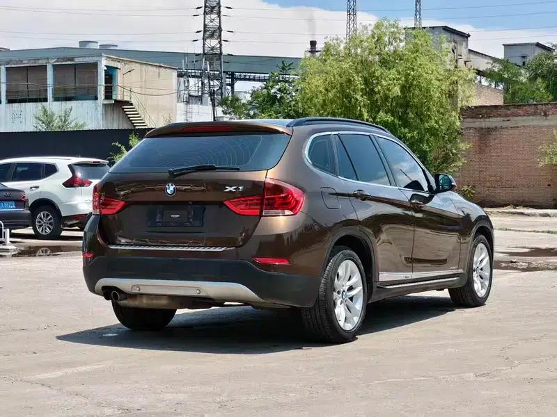 BMW X1 2015 sDrive18i Leading Upgrade Edition — миниатюра 5