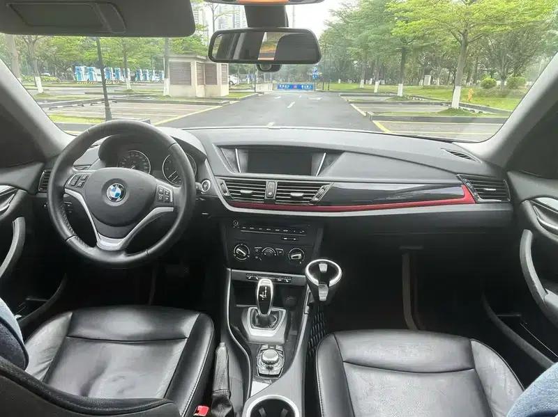 BMW X1 2015 sDrive18i Fashion Upgrade Edition — миниатюра 5
