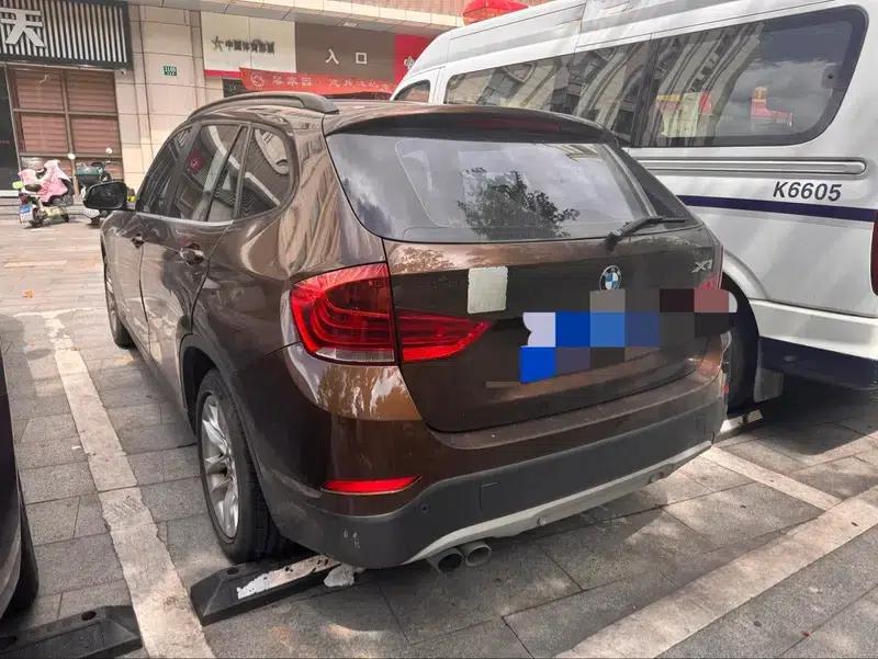 BMW X1 2015 sDrive18i Fashion Upgrade Edition — миниатюра 4
