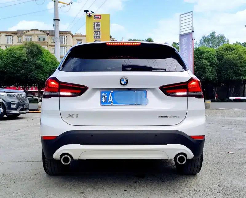 BMW X1 2022 sDrive25Li Leading Edition — миниатюра 5