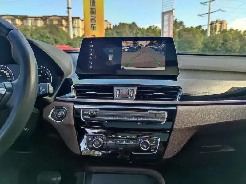 BMW X1 2022 sDrive25Li Leading Edition — миниатюра 8