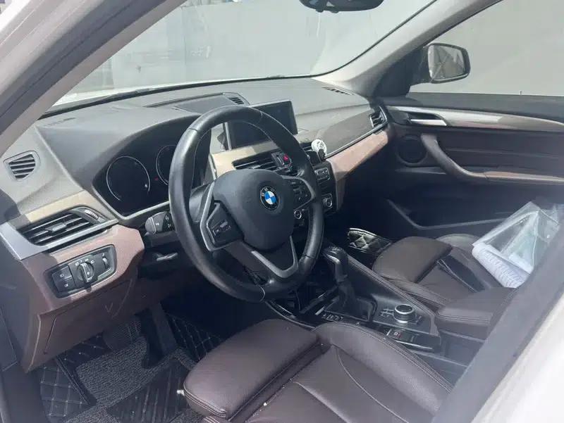 BMW X1 2019 xDrive20Li Premium — миниатюра 8