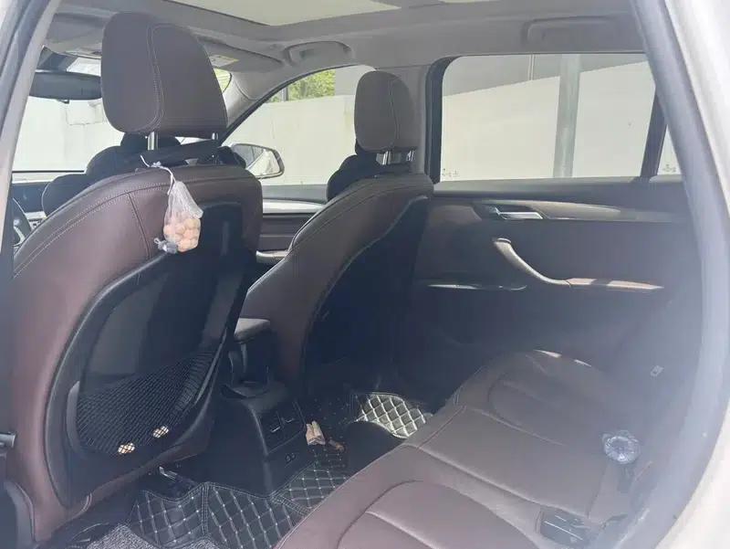 BMW X1 2019 xDrive20Li Premium — миниатюра 9