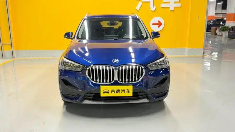 BMW X1 2020 sDrive25Li Leading Edition — миниатюра 2