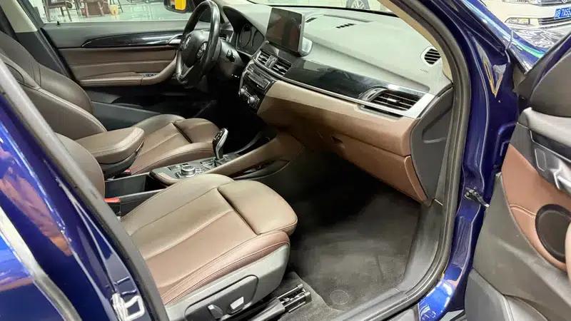 BMW X1 2020 sDrive25Li Leading Edition — миниатюра 11