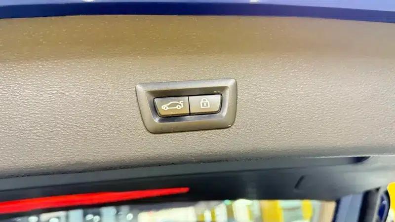 BMW X1 2020 sDrive25Li Leading Edition — миниатюра 12