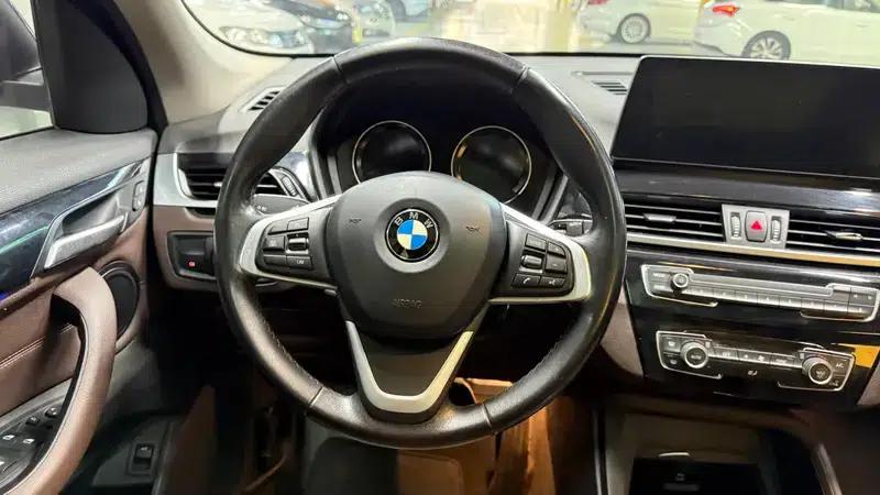 BMW X1 2020 sDrive25Li Leading Edition — миниатюра 19