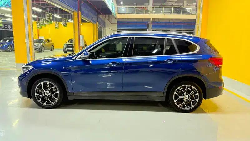 BMW X1 2020 sDrive25Li Leading Edition — миниатюра 4
