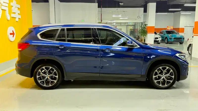 BMW X1 2020 sDrive25Li Leading Edition — миниатюра 8