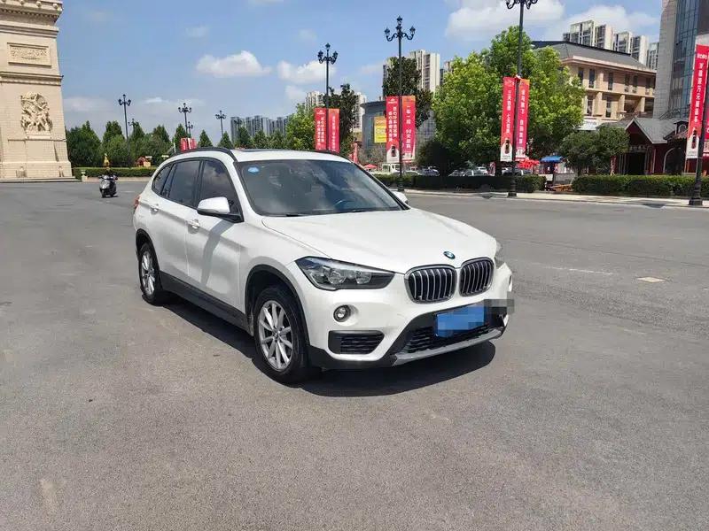 BMW X1 2019 sDrive18Li Fashion Edition — миниатюра 3