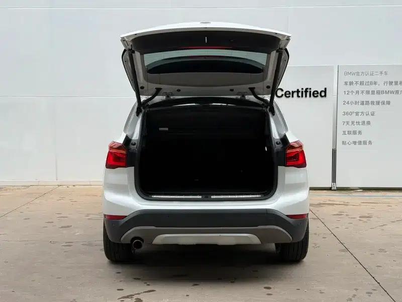 BMW X1 2016 sDrive18Li Luxury — миниатюра 12