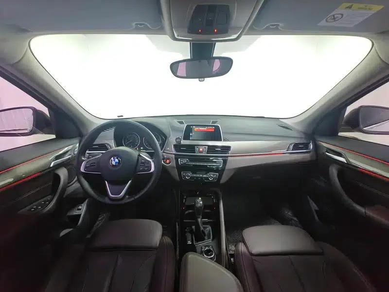 BMW X1 2018 xDrive20Li Premium — миниатюра 14