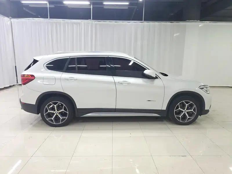 BMW X1 2018 xDrive20Li Premium — миниатюра 8