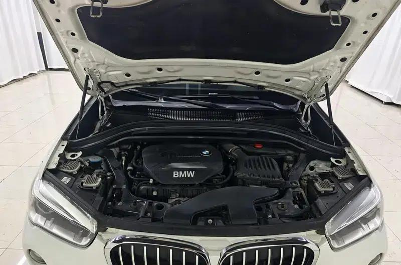 BMW X1 2018 xDrive20Li Premium — миниатюра 10