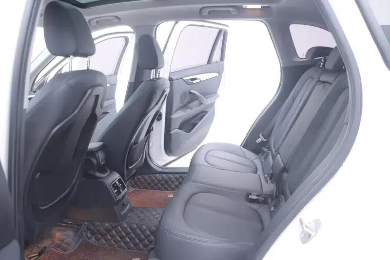 BMW X1 2018 sDrive20Li Leading Edition — миниатюра 15
