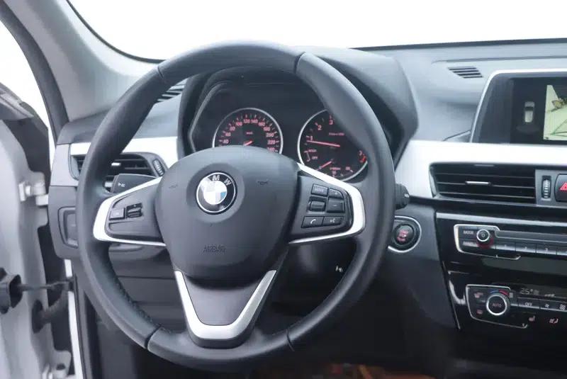 BMW X1 2018 sDrive20Li Leading Edition — миниатюра 10