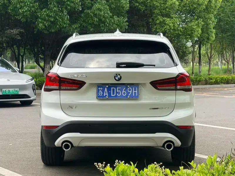 BMW X1 2021 sDrive25Li Leading Edition — миниатюра 4