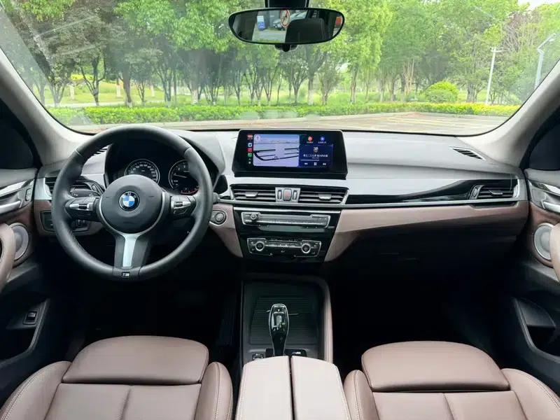 BMW X1 2021 sDrive25Li Leading Edition — миниатюра 7