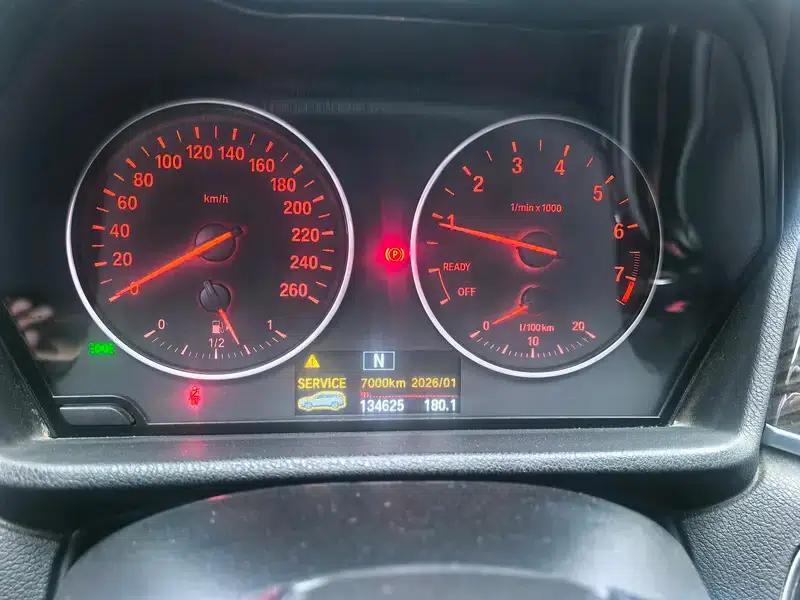 BMW X1 2016 sDrive18Li Luxury — миниатюра 12