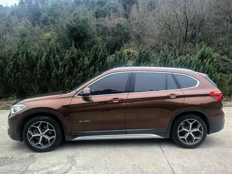 BMW X1 2016 sDrive18Li Luxury — миниатюра 4