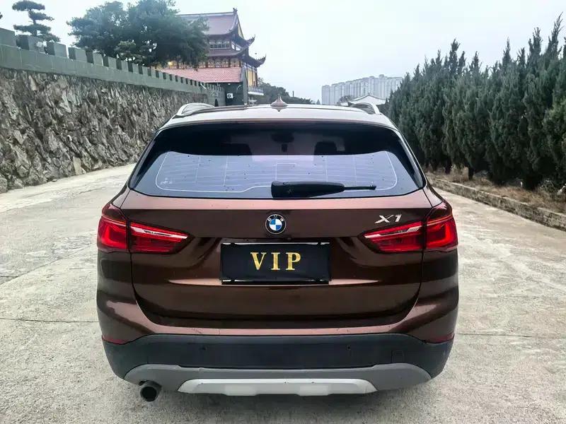 BMW X1 2016 sDrive18Li Luxury — миниатюра 6