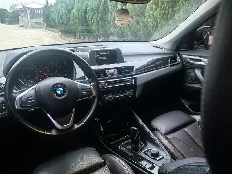 BMW X1 2016 sDrive18Li Luxury — миниатюра 10