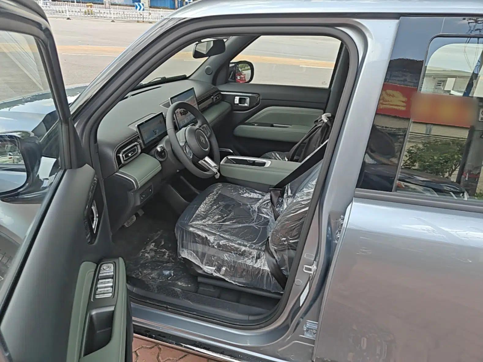 Baojun Spark EUV 2026 301km Flagship Edition — миниатюра 17