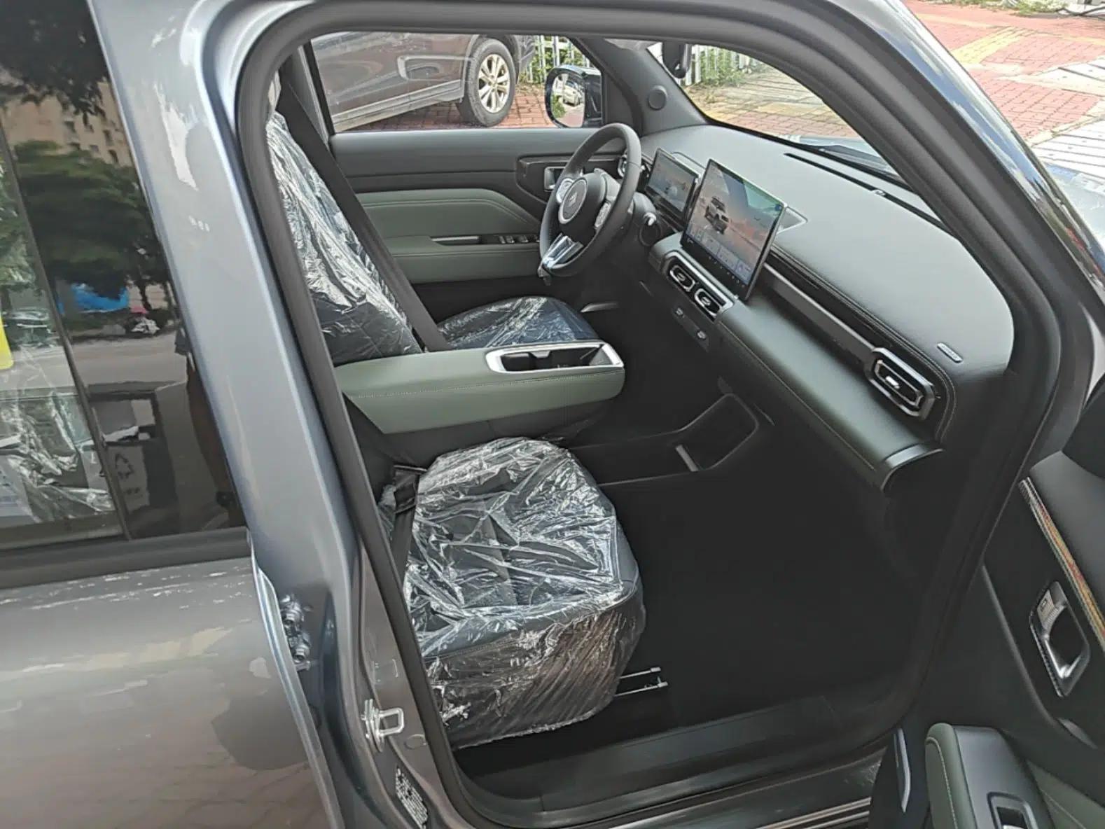 Baojun Spark EUV 2026 301km Flagship Edition — миниатюра 19