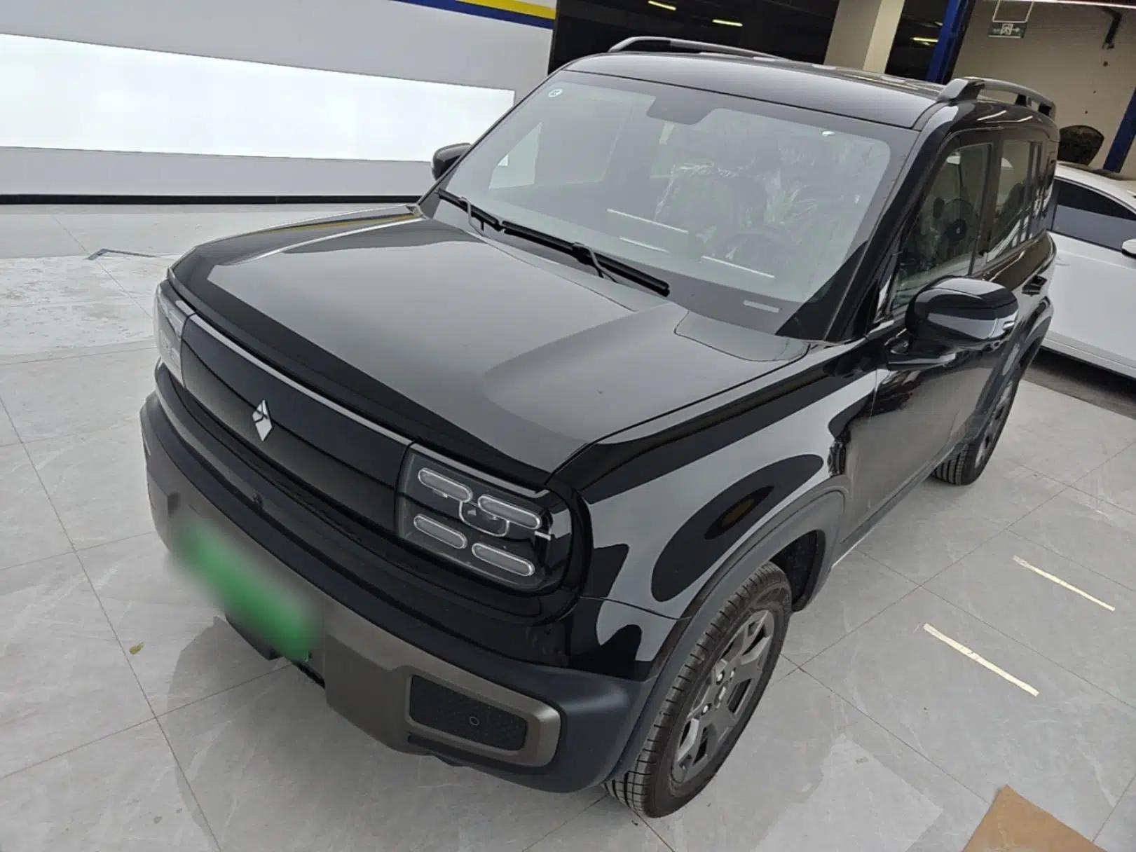 Baojun Spark EUV 2026 301km Flagship Edition — миниатюра 1