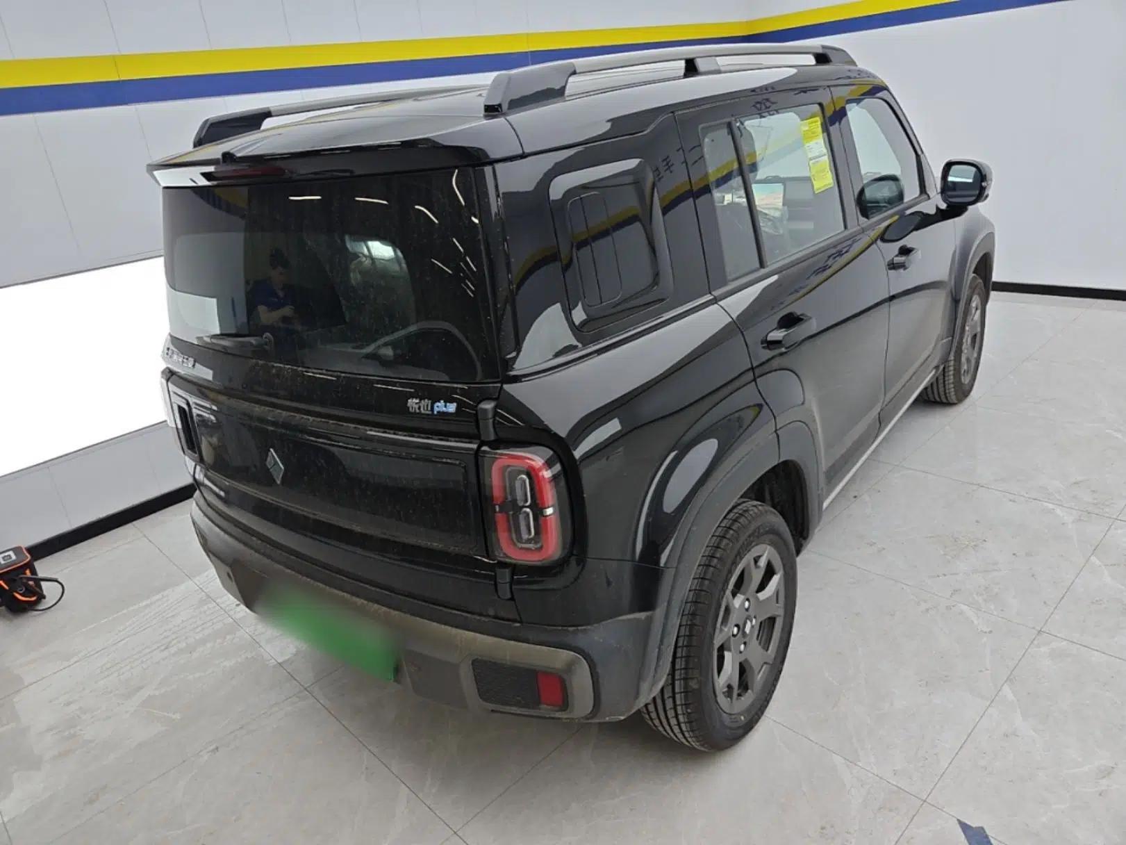 Baojun Spark EUV 2026 301km Flagship Edition — миниатюра 6