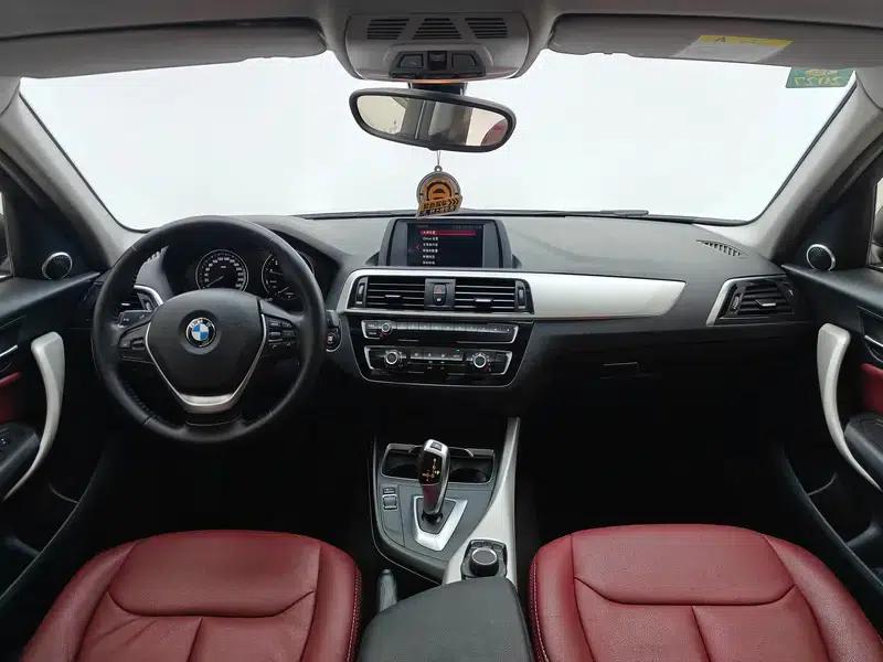BMW 1 Series (Imported) 2018 118i Leading Edition — миниатюра 14