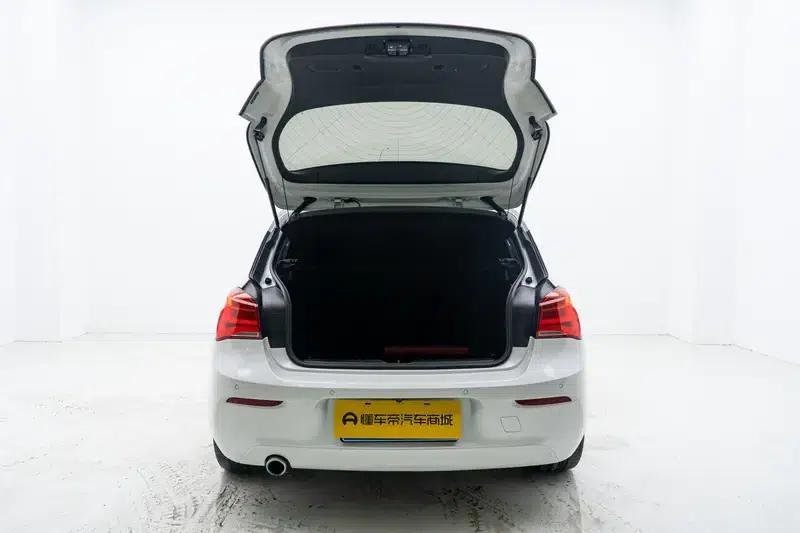 BMW 1 Series (Imported) 2018 118i Leading Edition — миниатюра 20