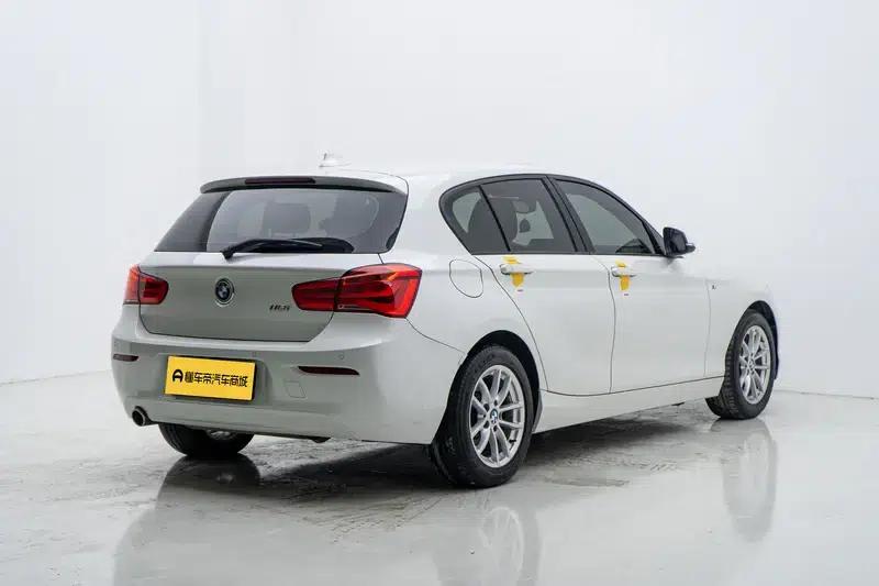 BMW 1 Series (Imported) 2018 118i Leading Edition — миниатюра 7