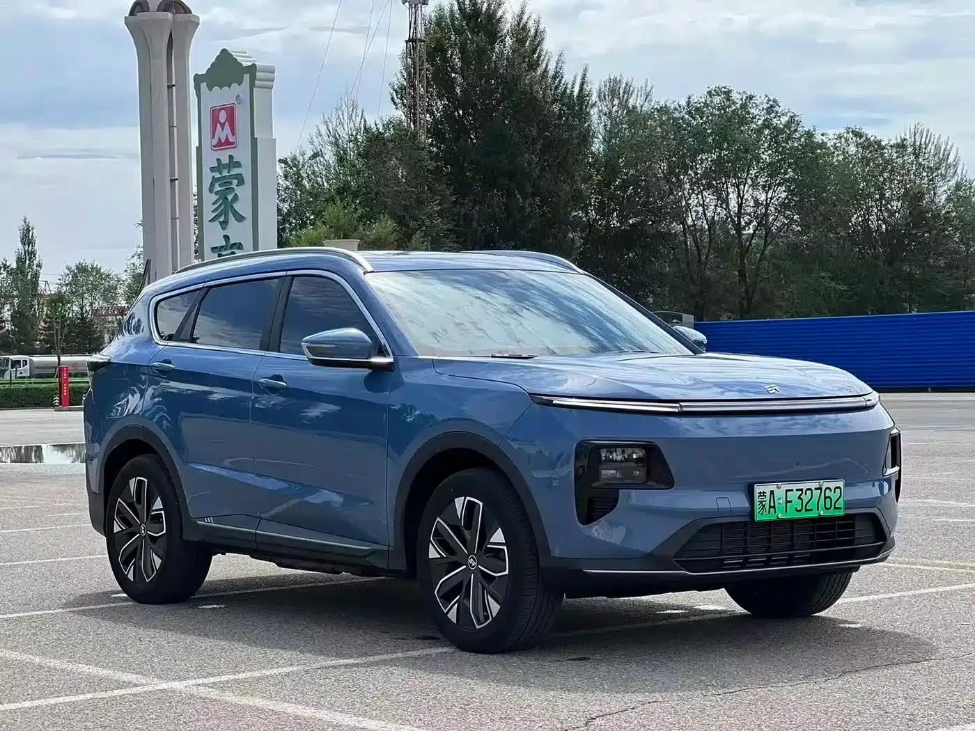 Jetour Mountain & Sea L7 2024 Model 1.5T 120km MAX+ 5-Seater — миниатюра 2