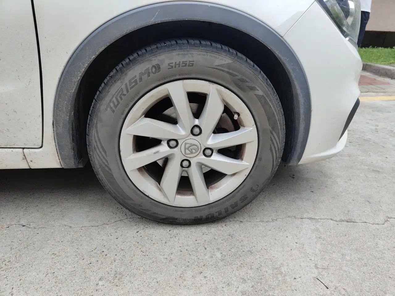 Baojun 310W 2017 1.5L Manual Luxury Edition China V — миниатюра 8