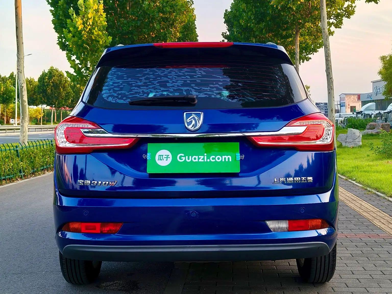 Baojun 310W 2018 1.5L Automatic Fashion Edition China VI — миниатюра 15