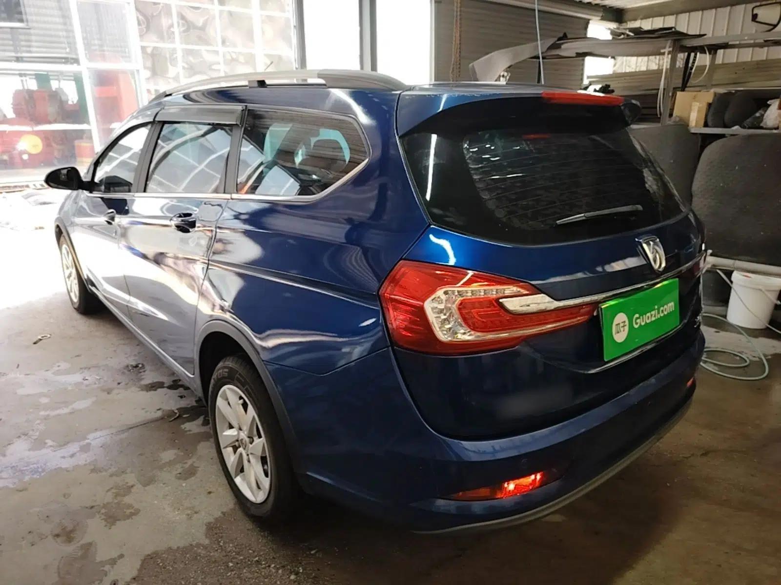 Baojun 310W 2018 1.5L Automatic Fashion Edition China VI — миниатюра 4