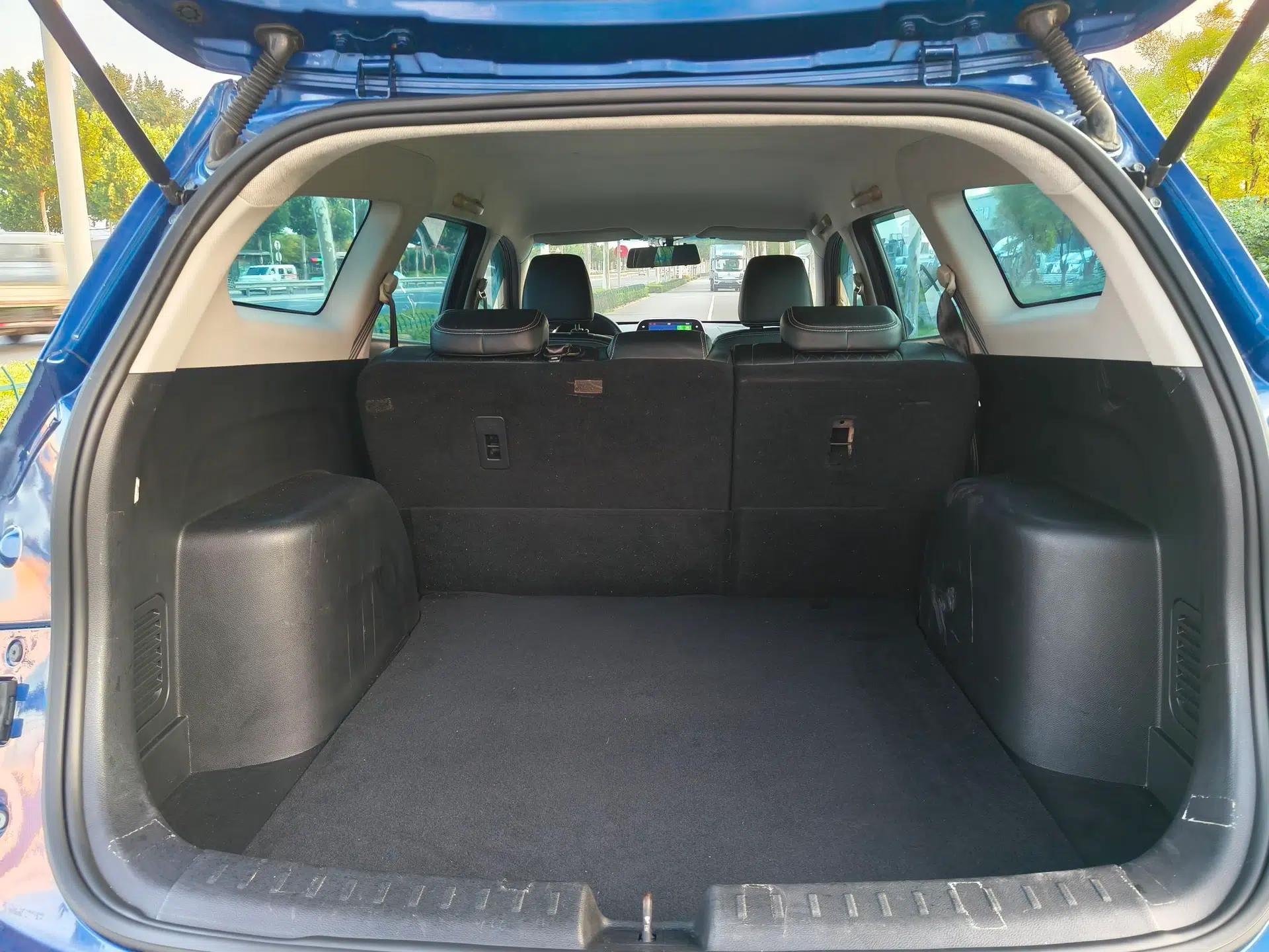 Baojun 310W 2018 1.5L Automatic Fashion Edition China VI — миниатюра 37