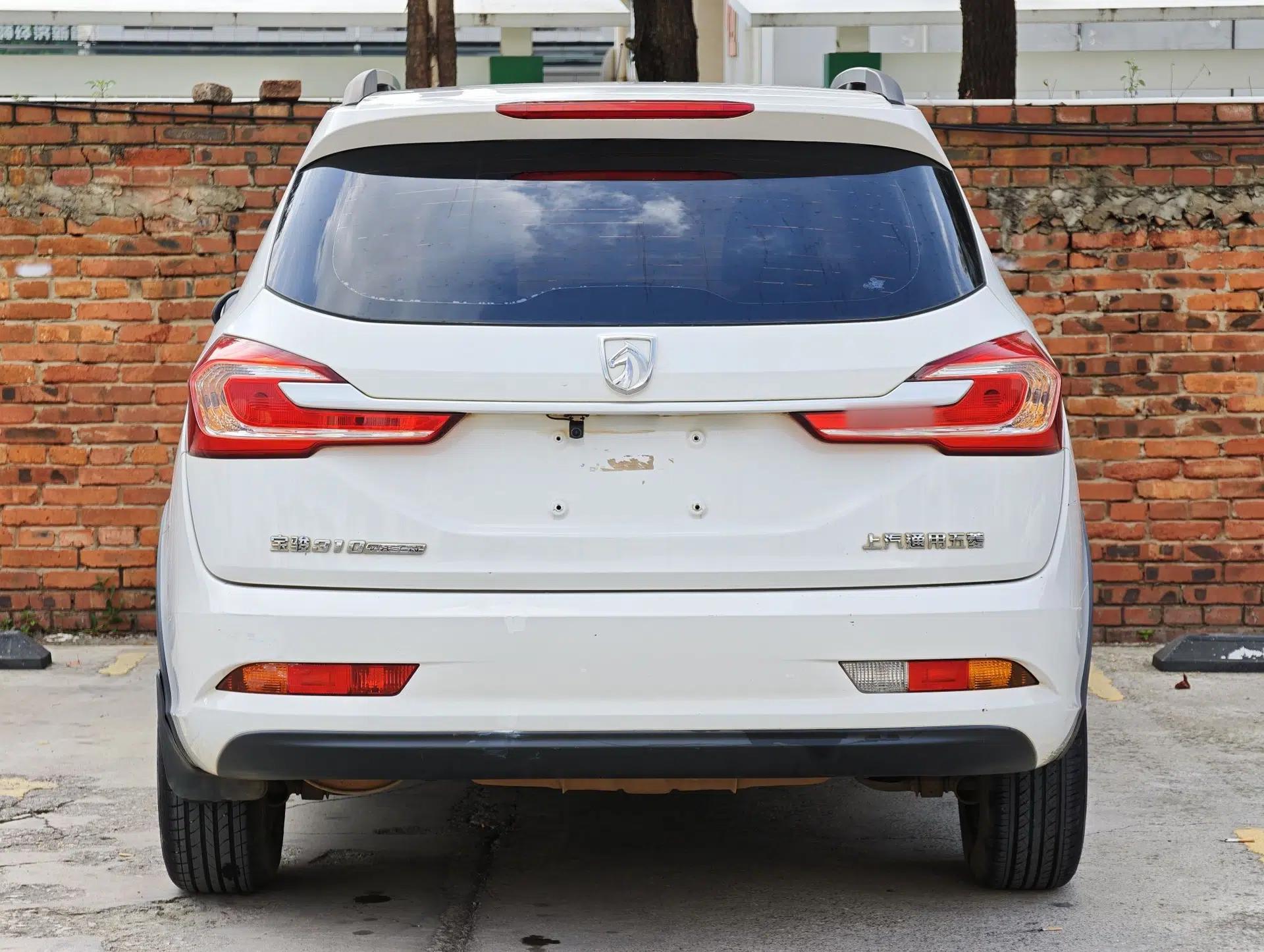 Baojun 310W 2017 1.5L Manual Comfort Version China V — миниатюра 15