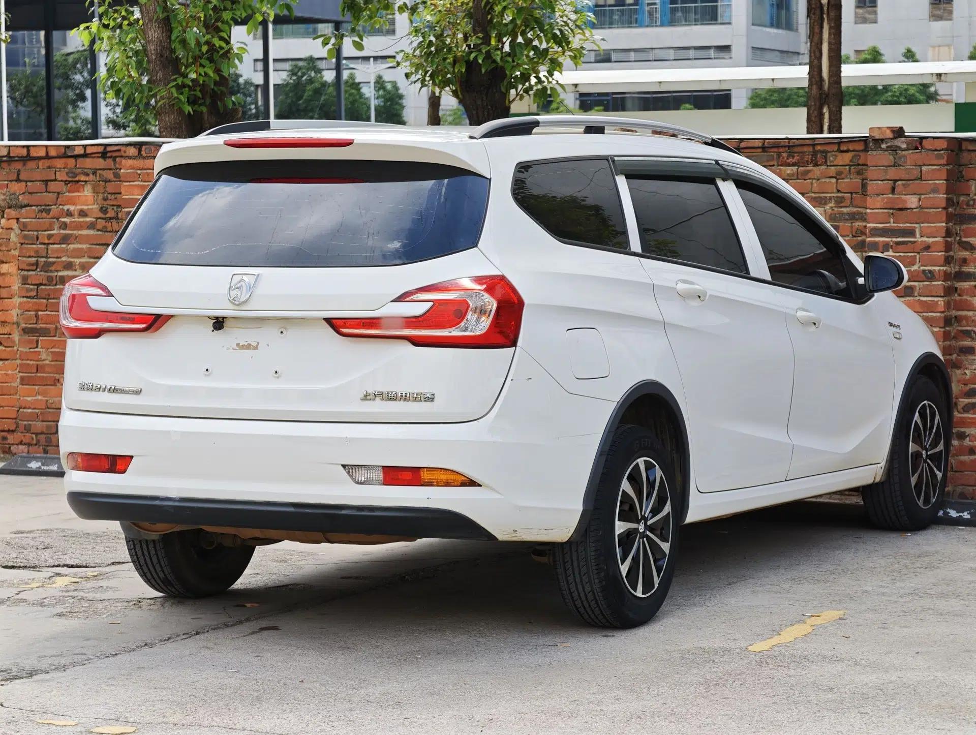 Baojun 310W 2017 1.5L Manual Comfort Version China V — миниатюра 16