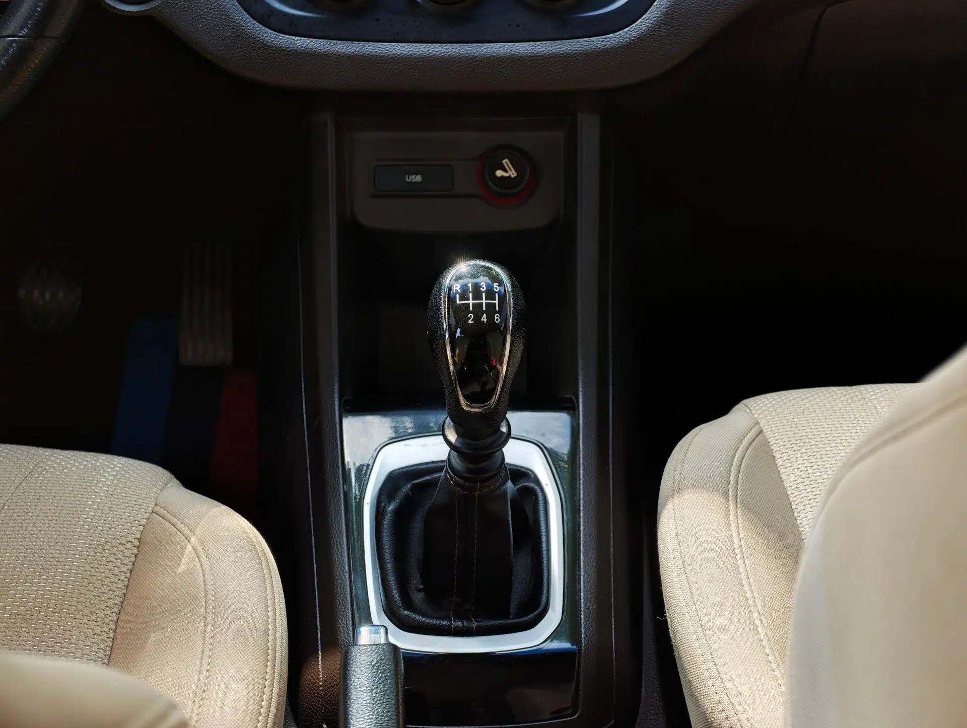 Baojun 310W 2017 1.5L Manual Comfort Version China V — миниатюра 22