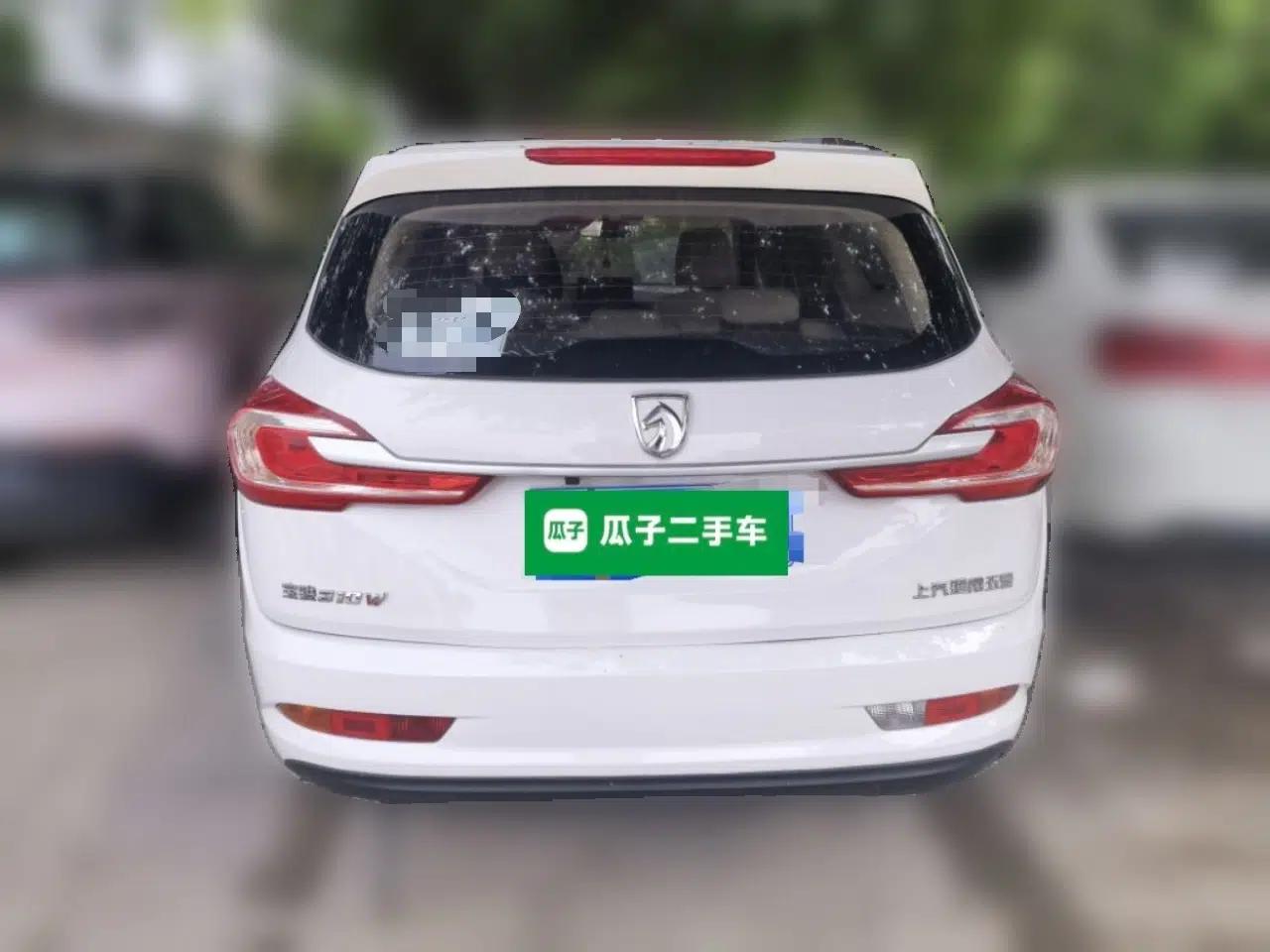 Baojun 310W 2017 1.5L Manual Comfort Version China VI Emission Standard — миниатюра 5