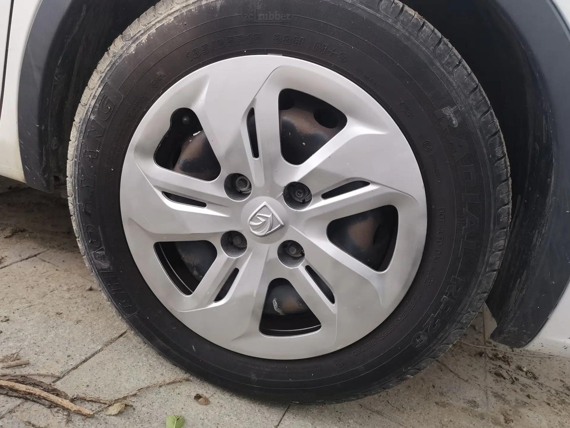 Baojun 310W 2017 1.5L Manual Comfort Version China VI Emission Standard — миниатюра 8