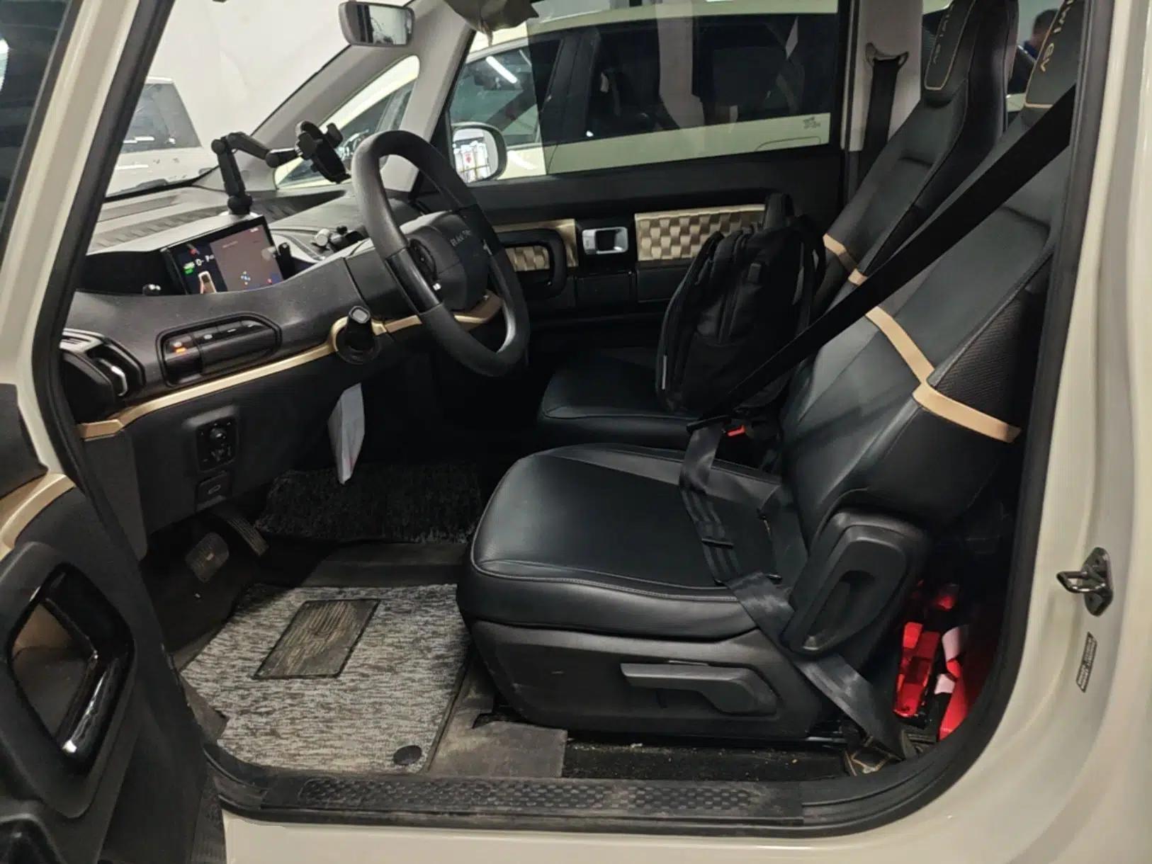 Baojun KiWi EV 2021 Artist Model Ternary Lithium — миниатюра 17